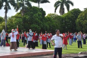Senam Pagi bersama dalam rangka memperingati Hari Kesehatan Nasional Ke-56 Tahun 2020
