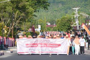 Peserta Jalan Sehat (1)
